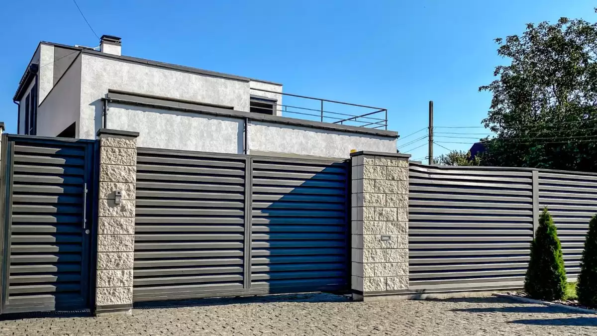O que passar no portão automático para lubrificar